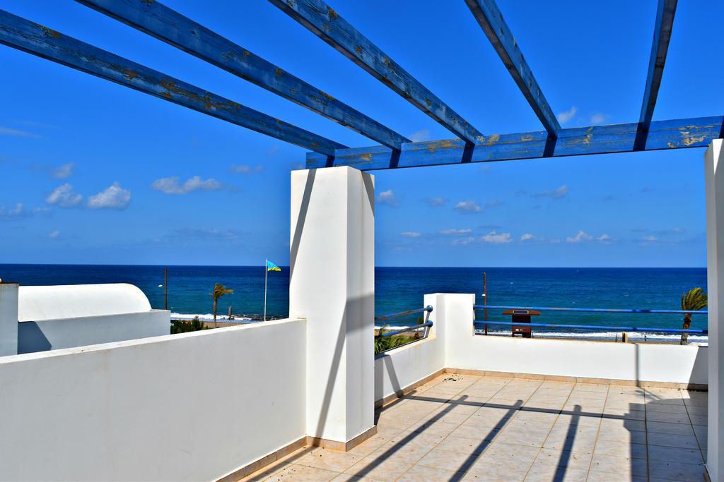 Latchi Beach Front Villa - Private Heated Pool - Amazing Uninterrupted Sea Views Polis ภายนอก รูปภาพ