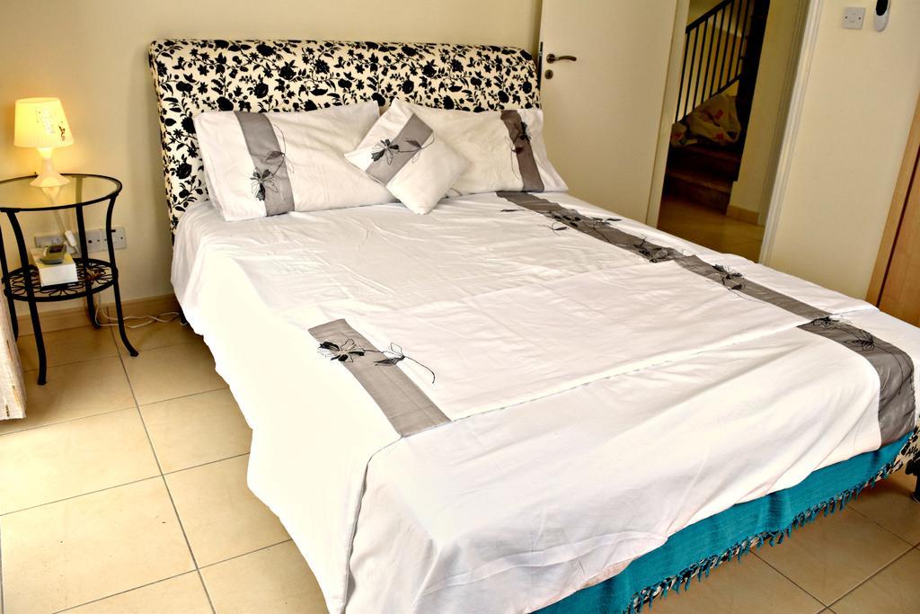 Latchi Beach Front Villa - Private Heated Pool - Amazing Uninterrupted Sea Views Polis ภายนอก รูปภาพ