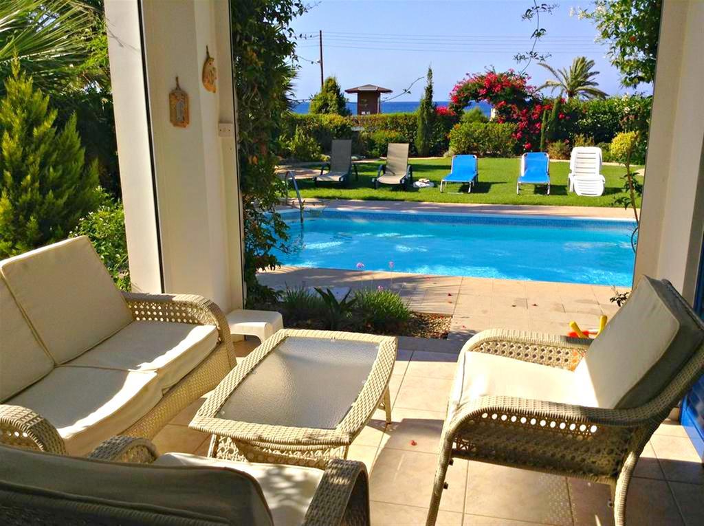 Latchi Beach Front Villa - Private Heated Pool - Amazing Uninterrupted Sea Views Polis ภายนอก รูปภาพ